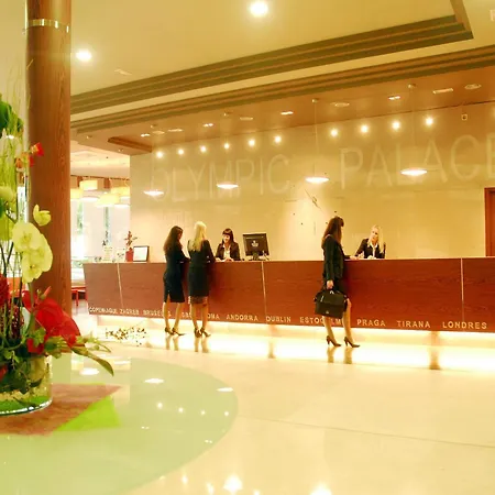 イヴェニア オリンピック パレス 4*