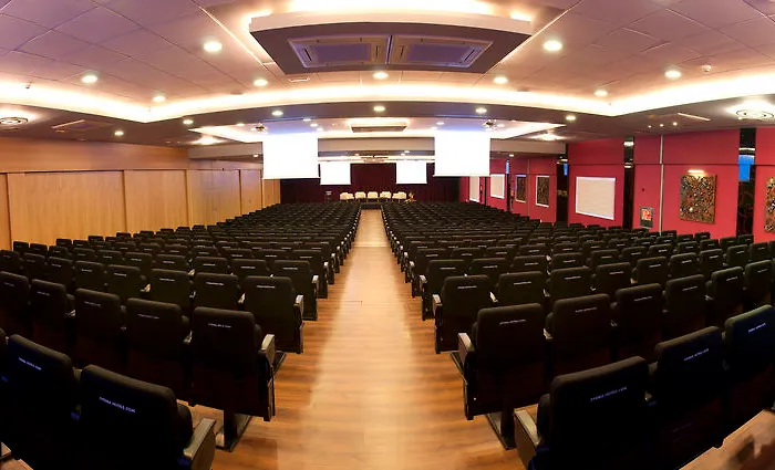 Evenia Olympic Palace يوريت دي مار